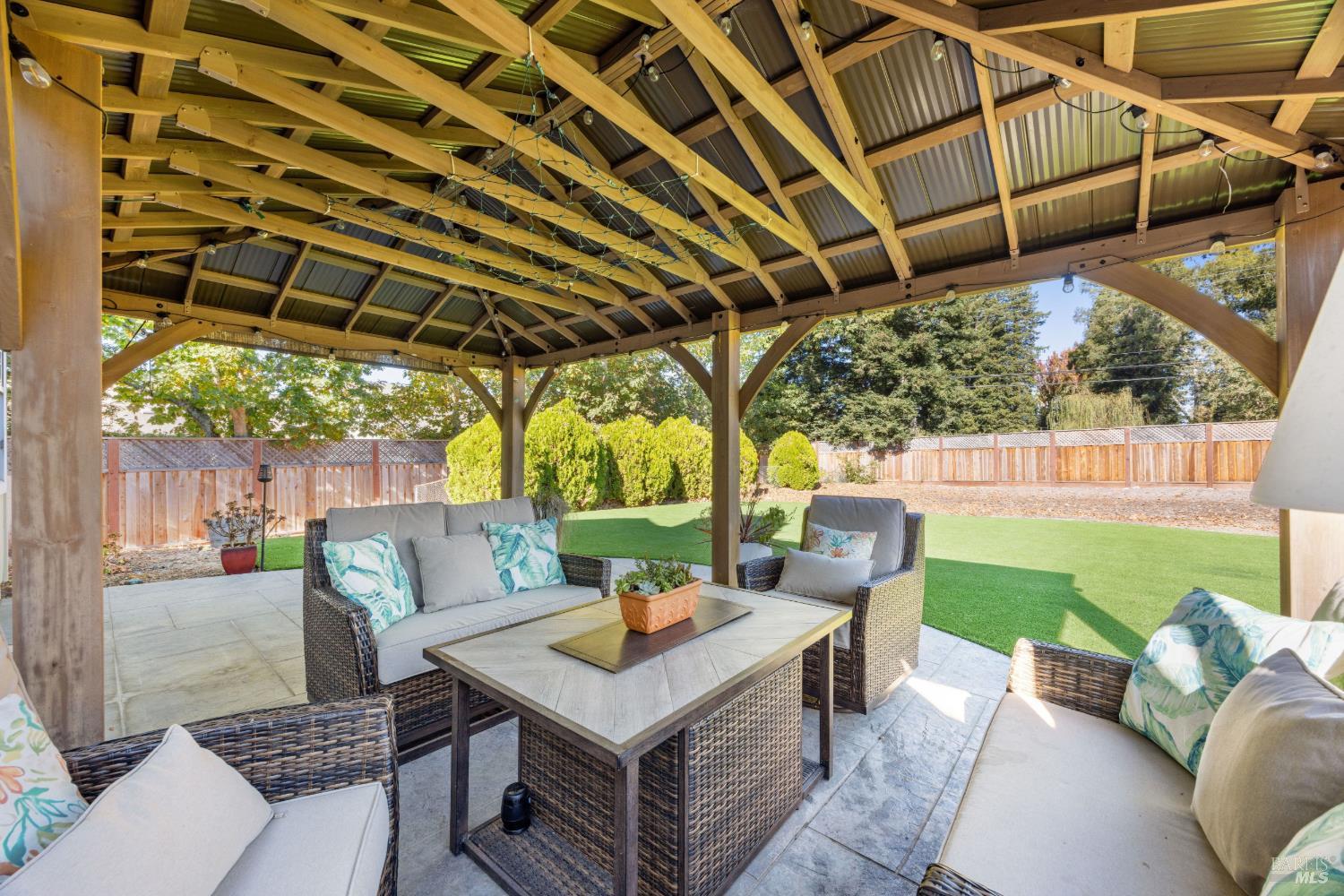 4041 Haven Court Sebastopol CA 95472