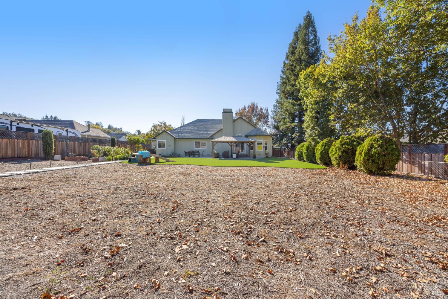 4041 Haven Court Sebastopol CA 95472
