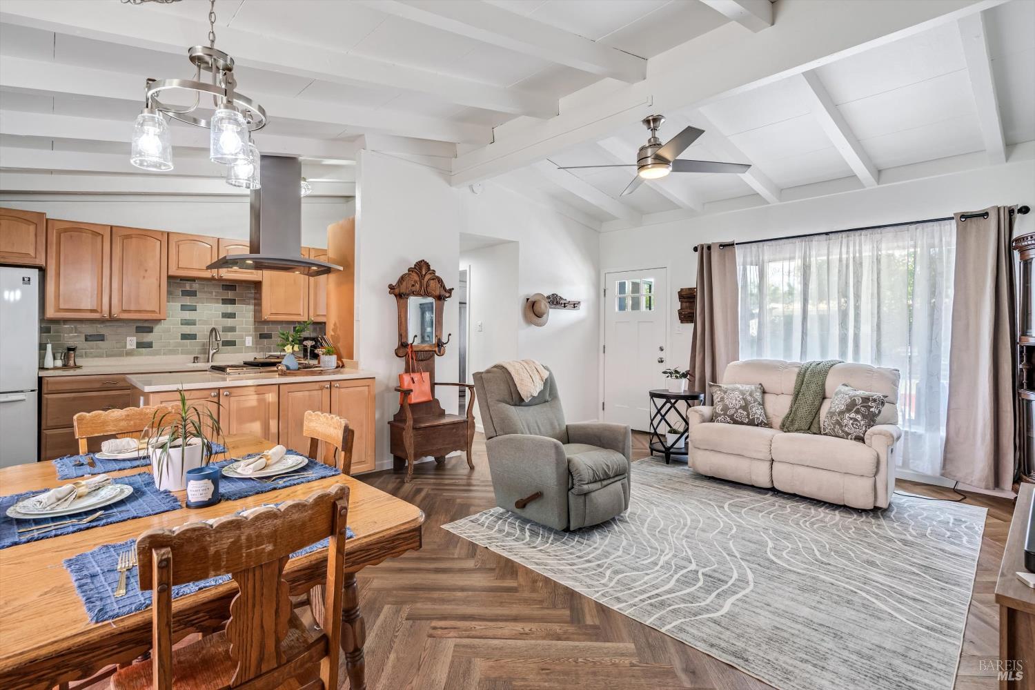 362 Nicoli Lane Sonoma CA 95476