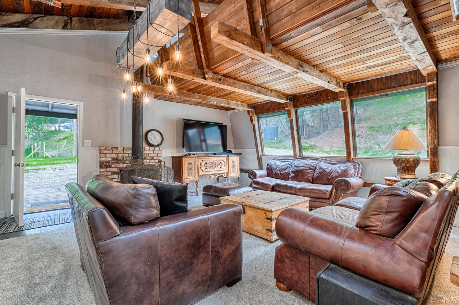 19500 Mountain View Road Boonville CA 95415