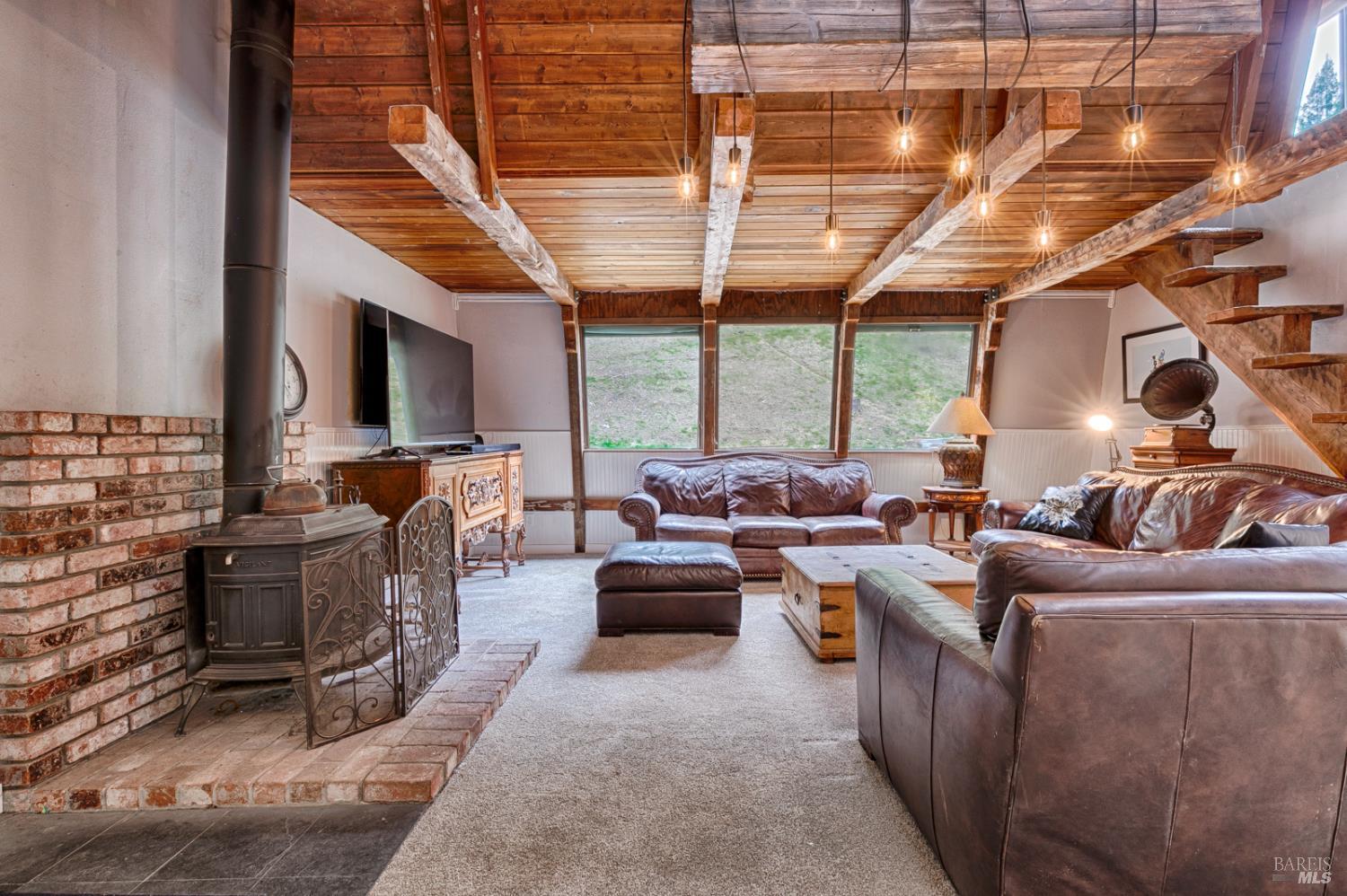 19500 Mountain View Road Boonville CA 95415