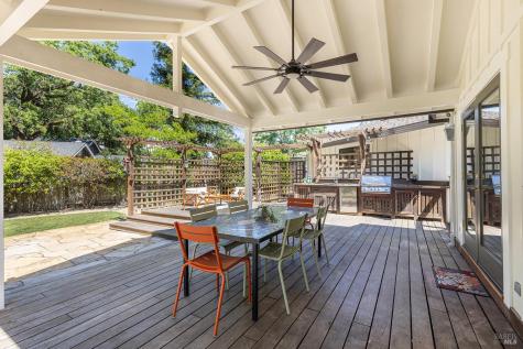14734 Youngs Road Healdsburg CA 95448
