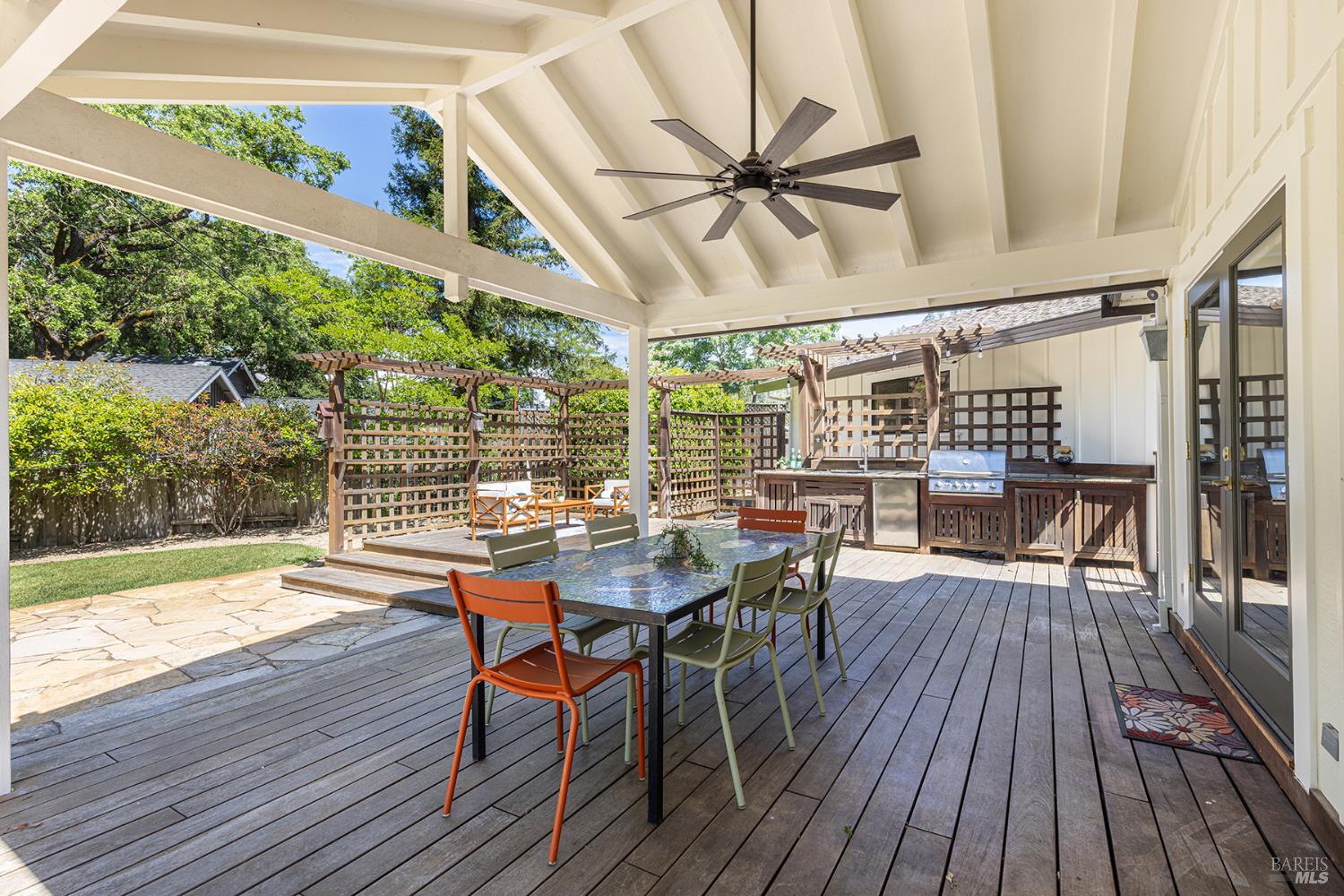 14734 Youngs Road Healdsburg CA 95448