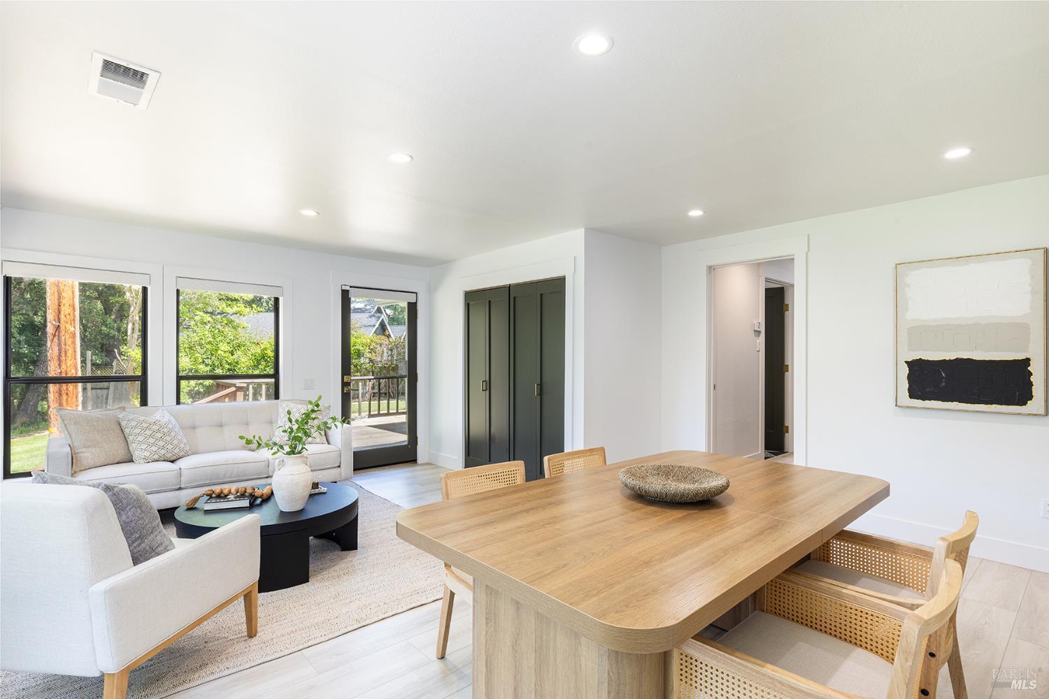 14734 Youngs Road Healdsburg CA 95448