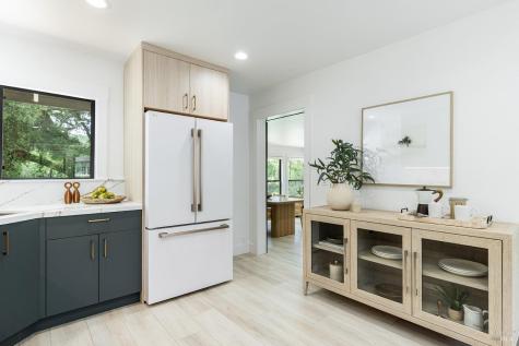 14734 Youngs Road Healdsburg CA 95448