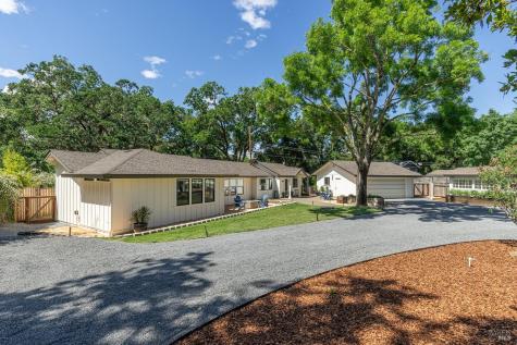 14734 Youngs Road Healdsburg CA 95448