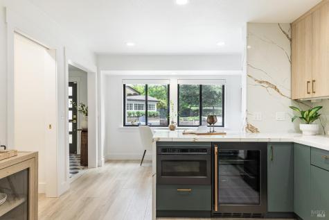 14734 Youngs Road Healdsburg CA 95448