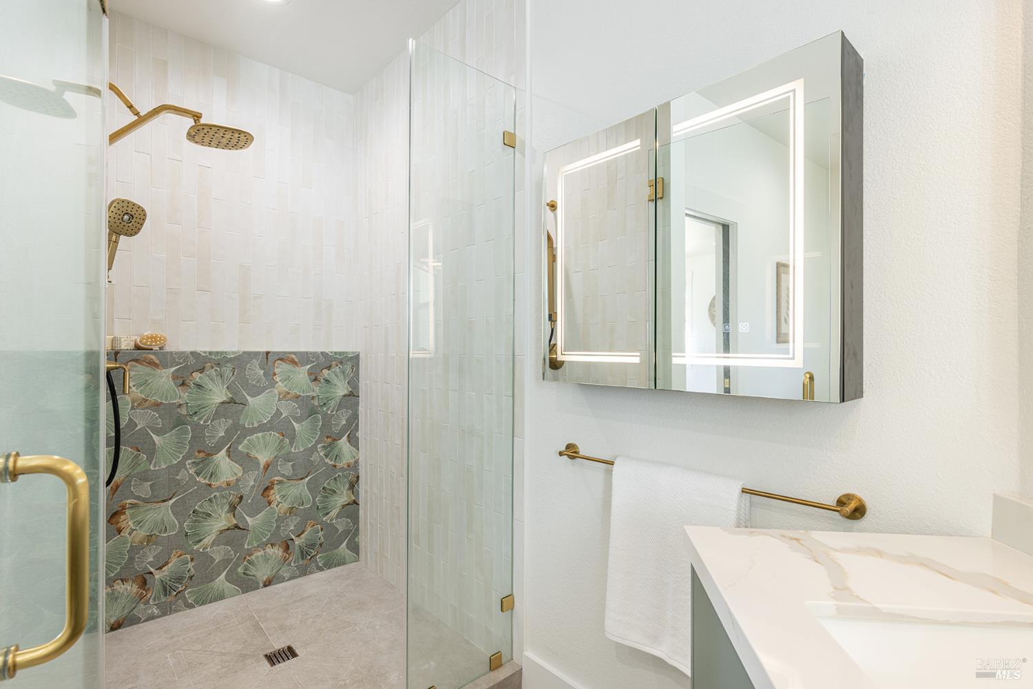 14734 Youngs Road Healdsburg CA 95448
