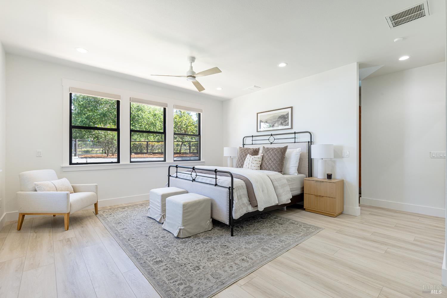 14734 Youngs Road Healdsburg CA 95448