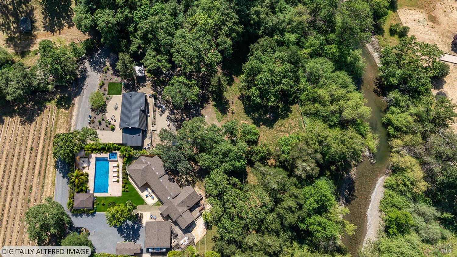 14734 Youngs Road Healdsburg CA 95448