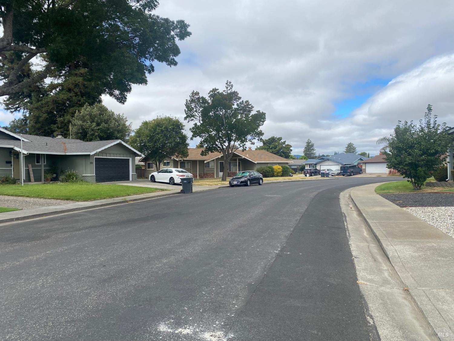 1367 Flint Way Fairfield CA 94533