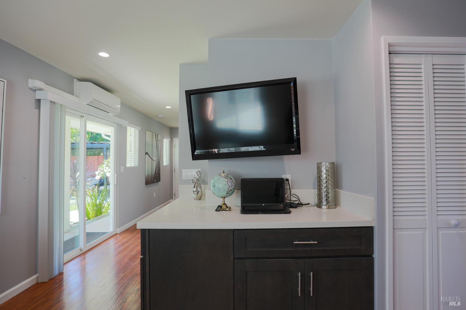 1367 Flint Way Fairfield CA 94533