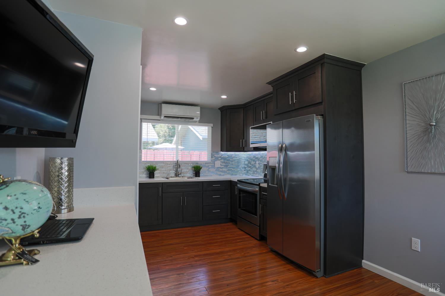 1367 Flint Way Fairfield CA 94533