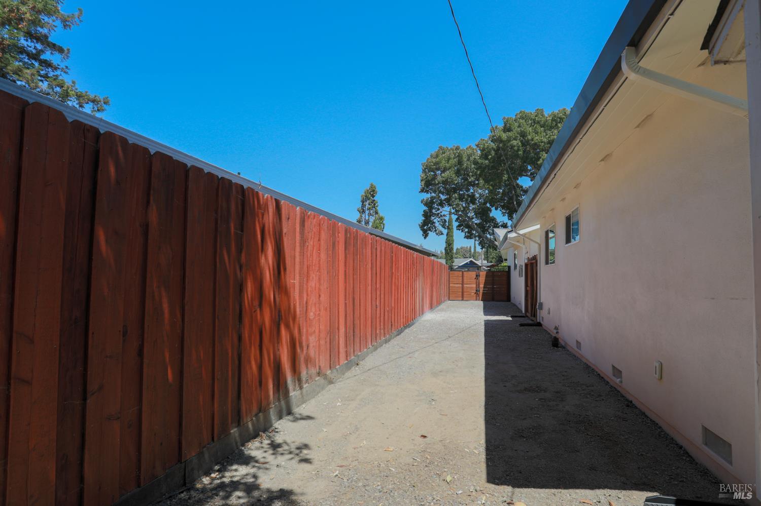 1367 Flint Way Fairfield CA 94533