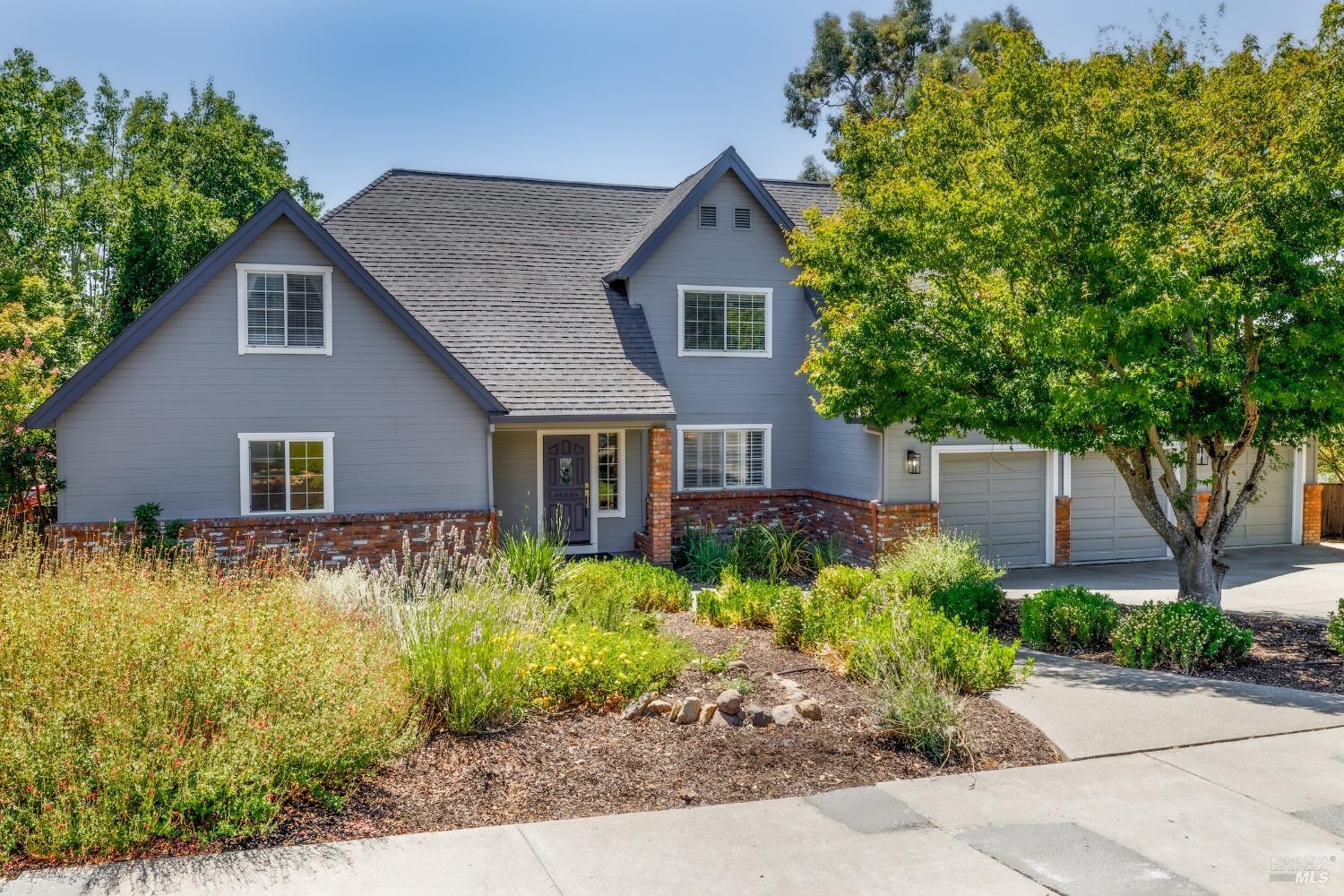 4713 Circle B Place Santa Rosa CA 95405