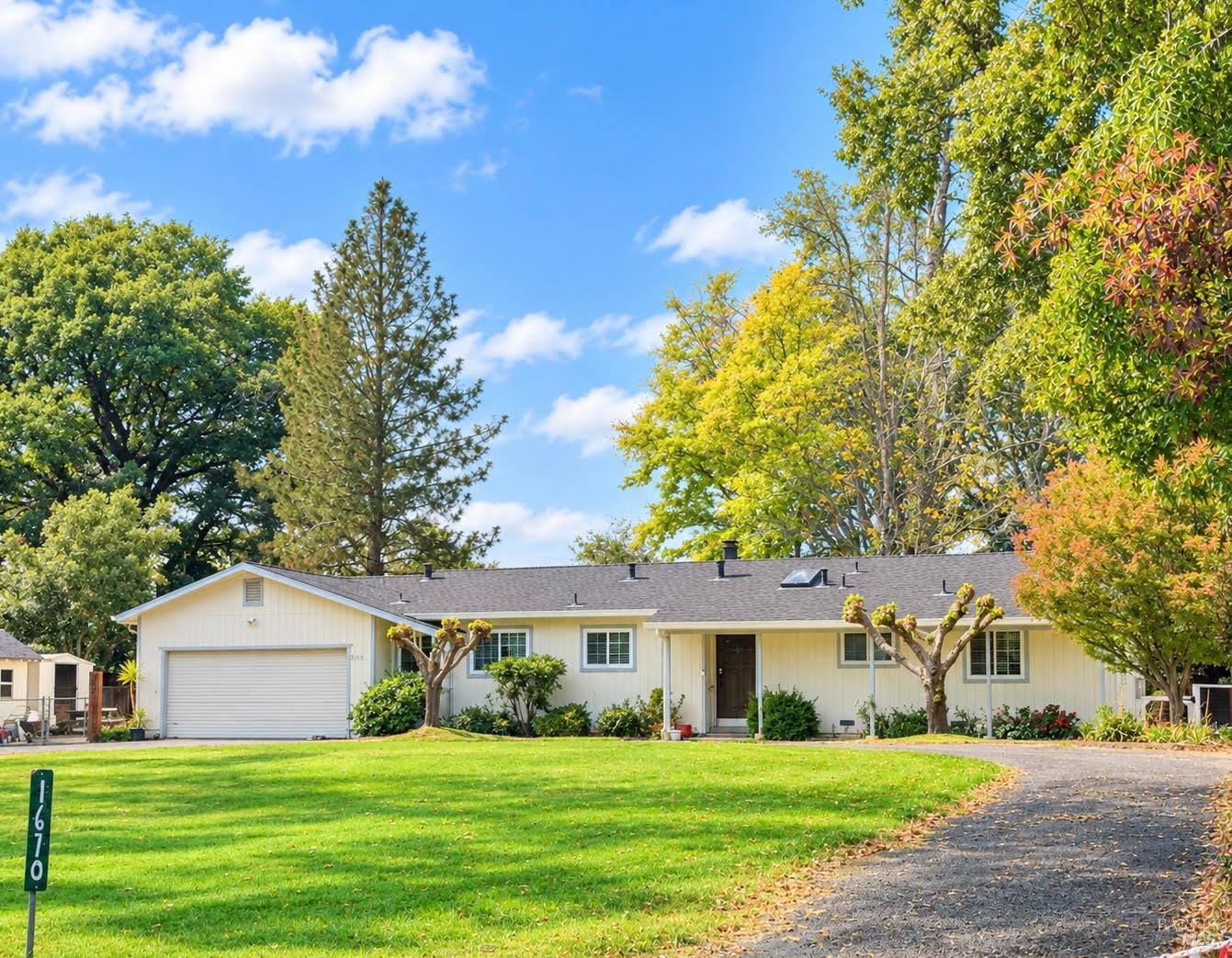 Windsor CA, 1670 Gumview Road
