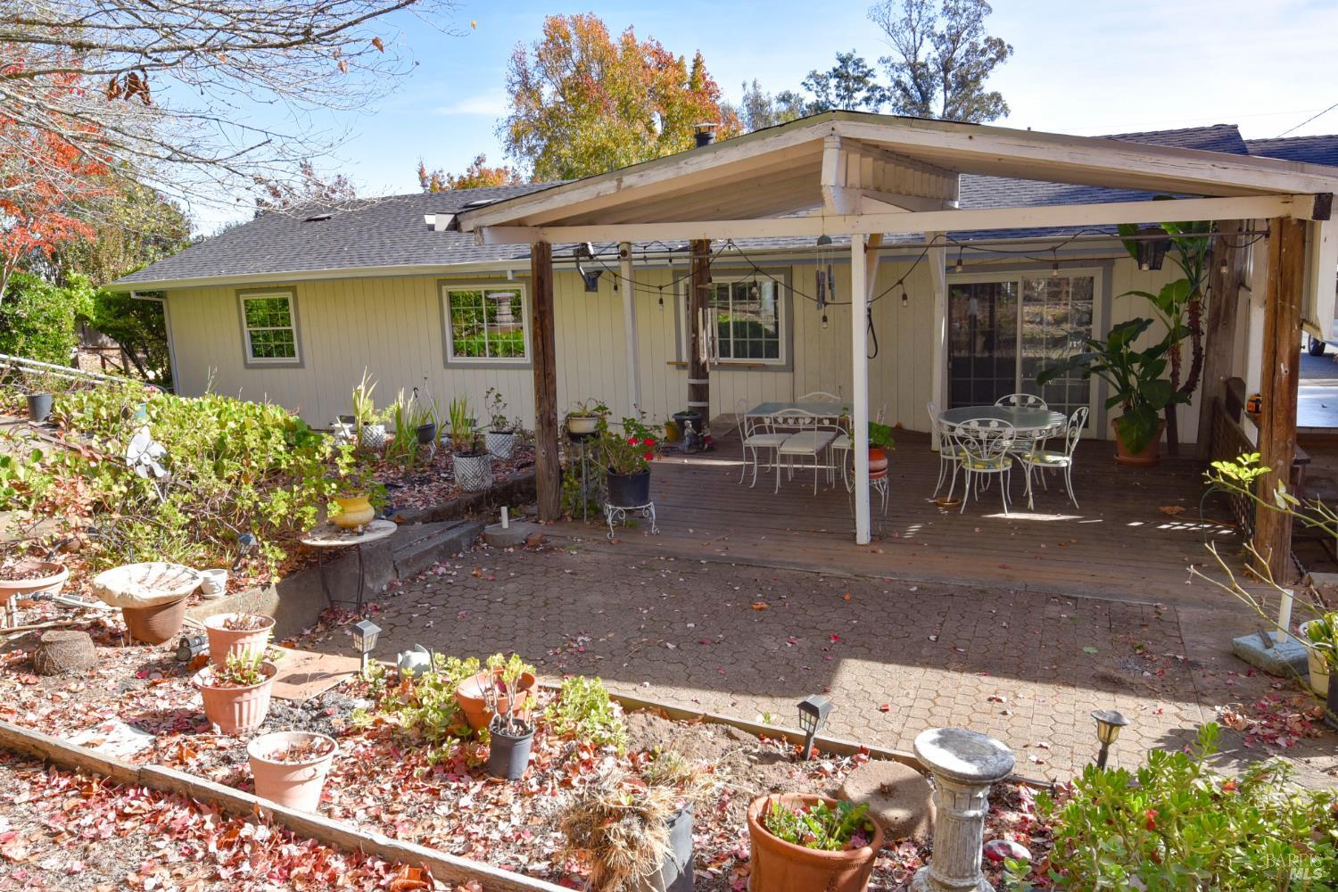 1670 Gumview Road Windsor CA 95492