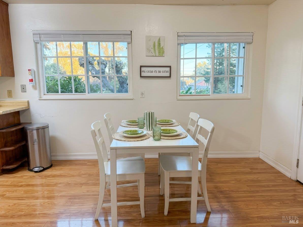 1670 Gumview Road Windsor CA 95492