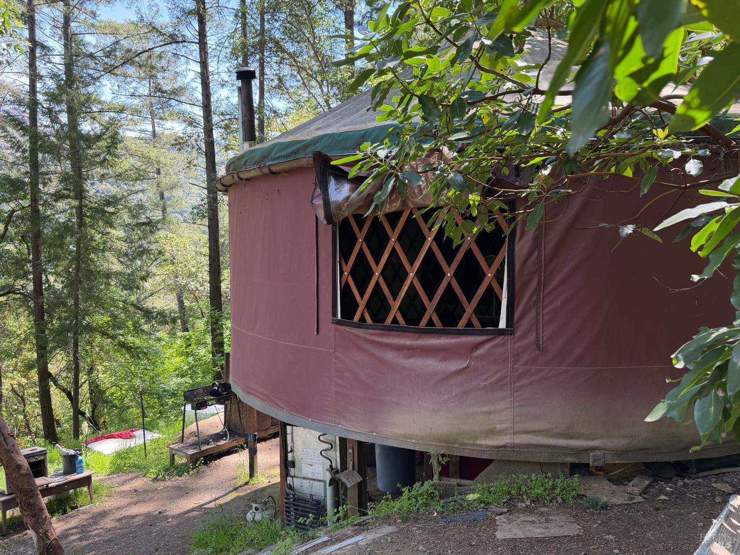 10150 Woodman Creek Road Laytonville CA 95428