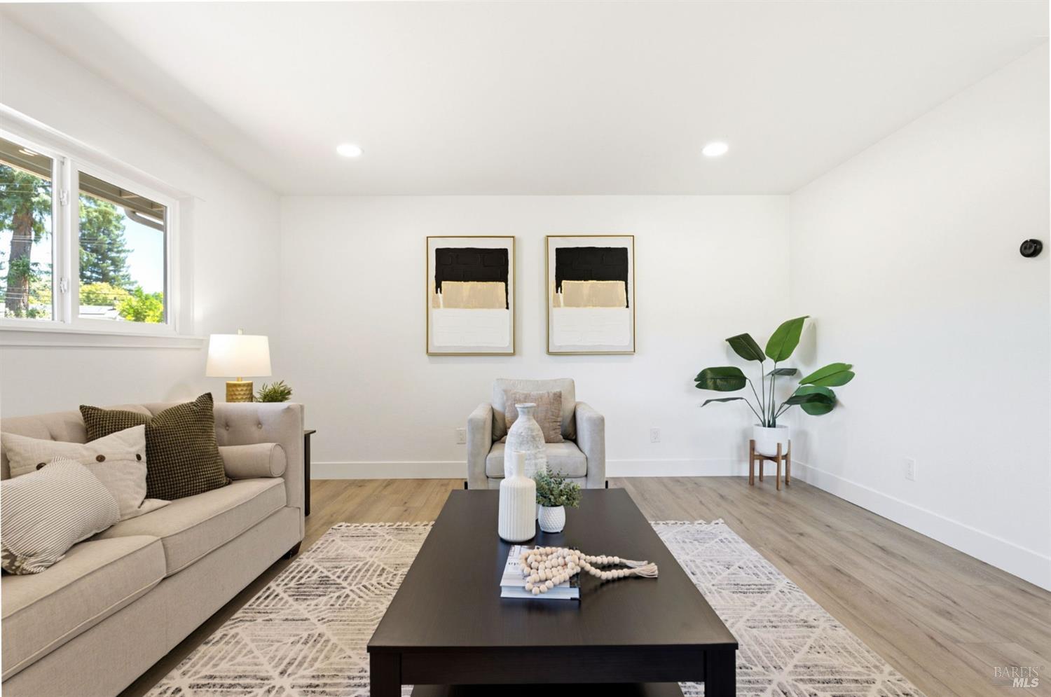 412 Calle Del Caballo Street Fairfield CA 94534