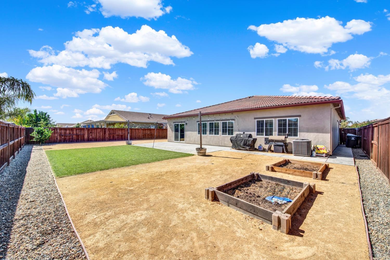 615 Songbird Way Dixon CA 95620