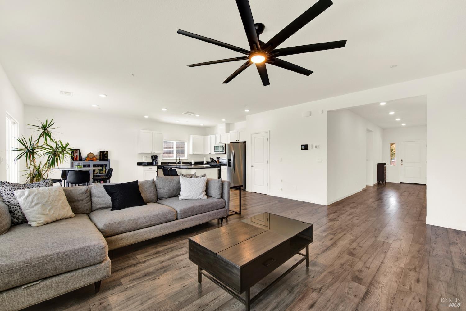 615 Songbird Way Dixon CA 95620