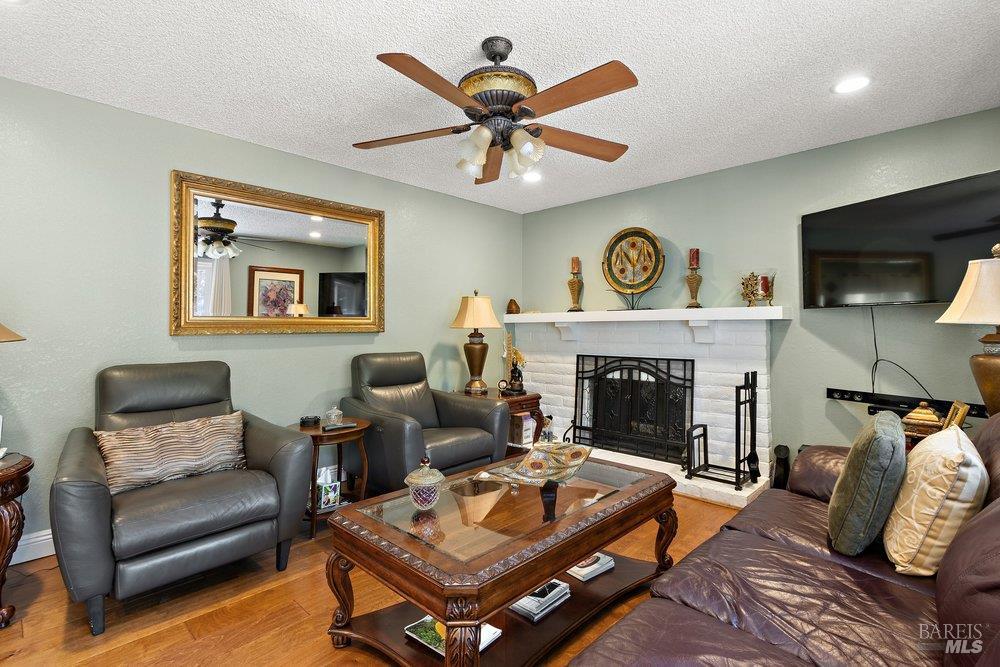 161 Clayton Court Vallejo CA 94591