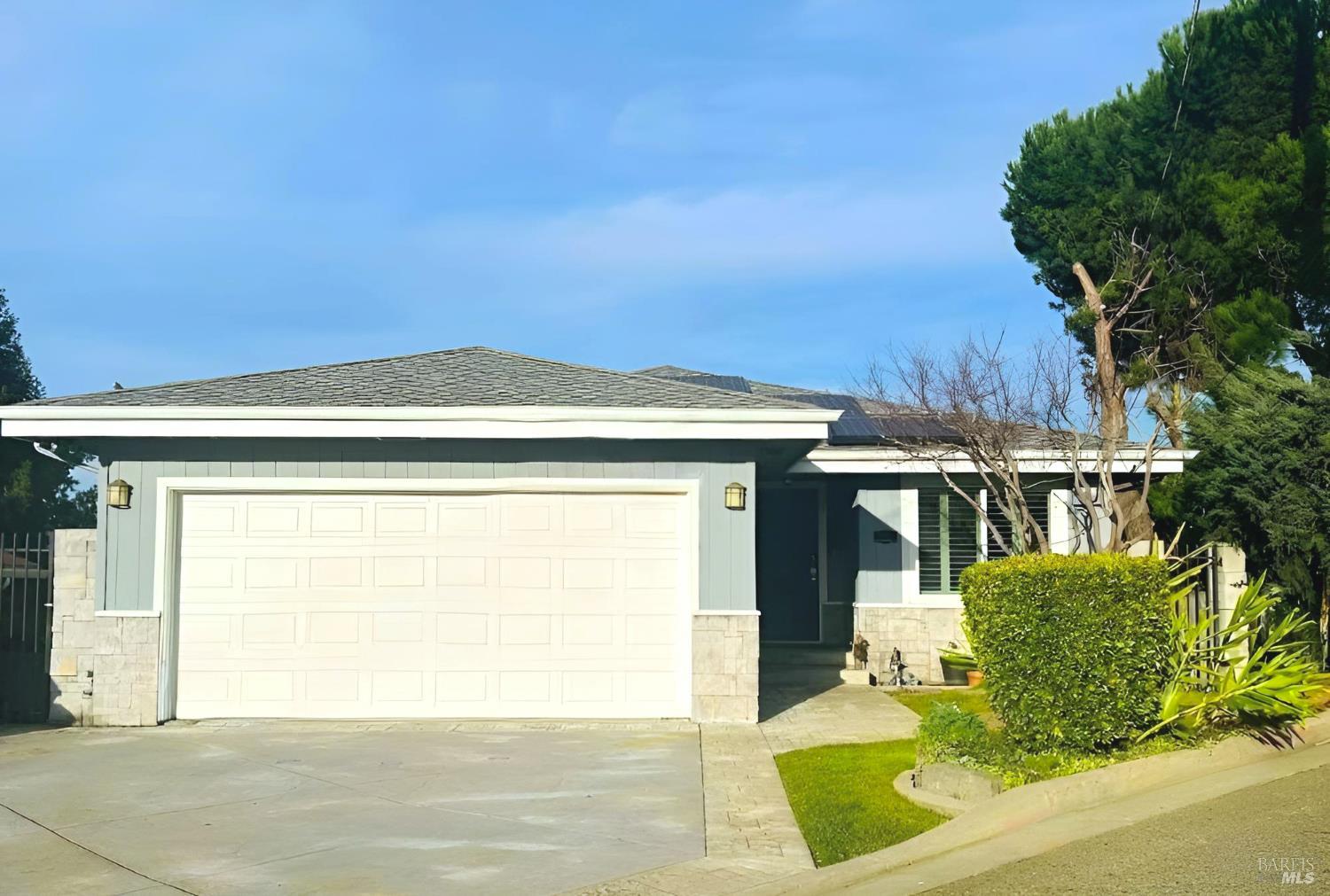 32 Romine Way Vallejo CA 94591