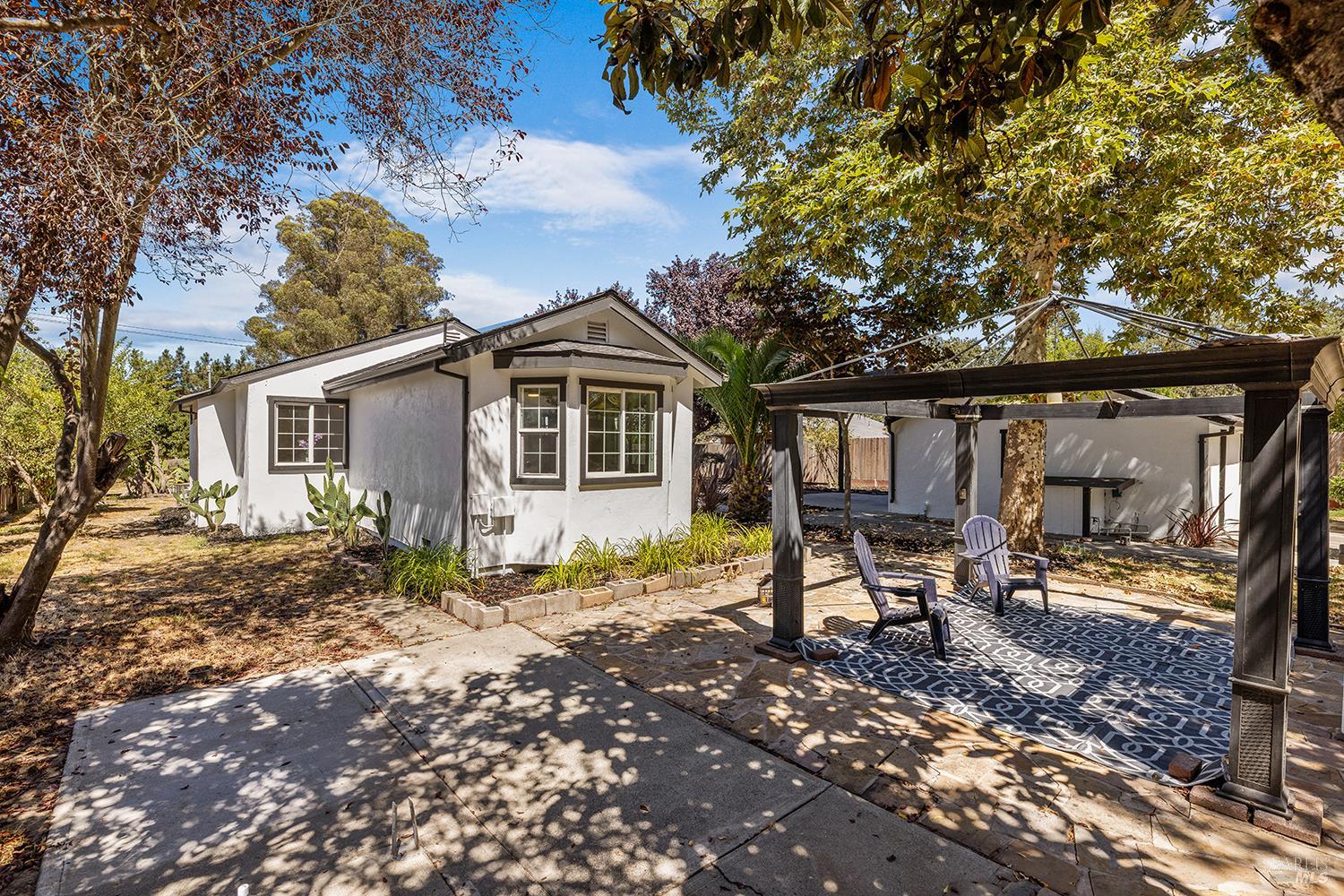 126 W Robles Avenue Santa Rosa CA 95407