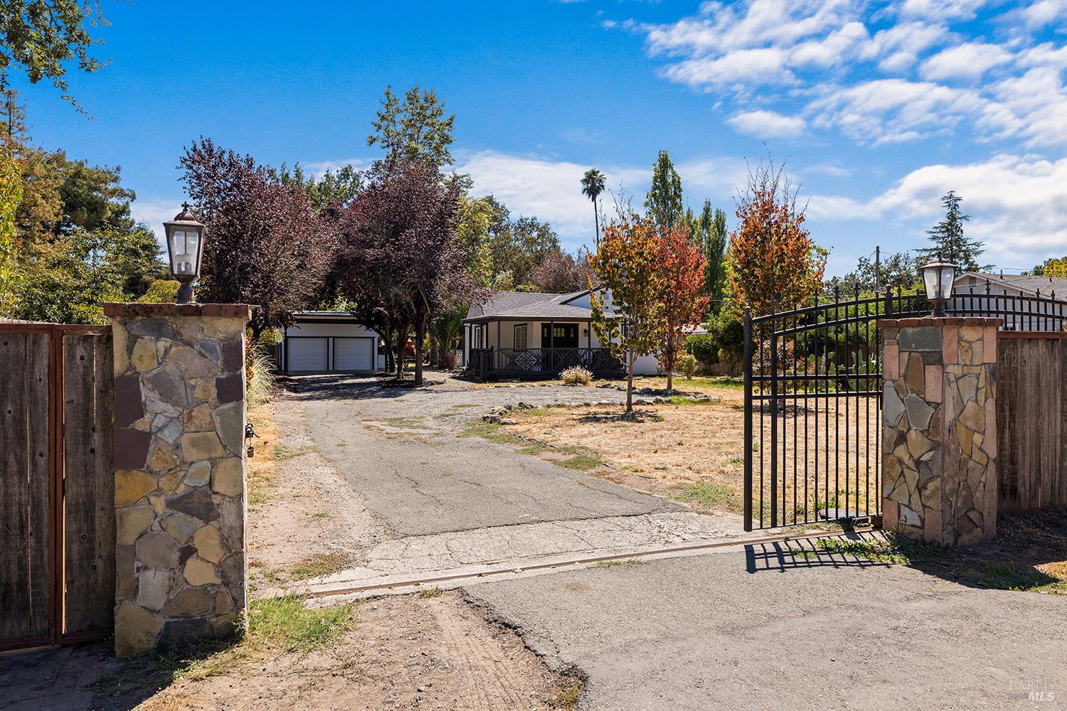 126 W Robles Avenue Santa Rosa CA 95407