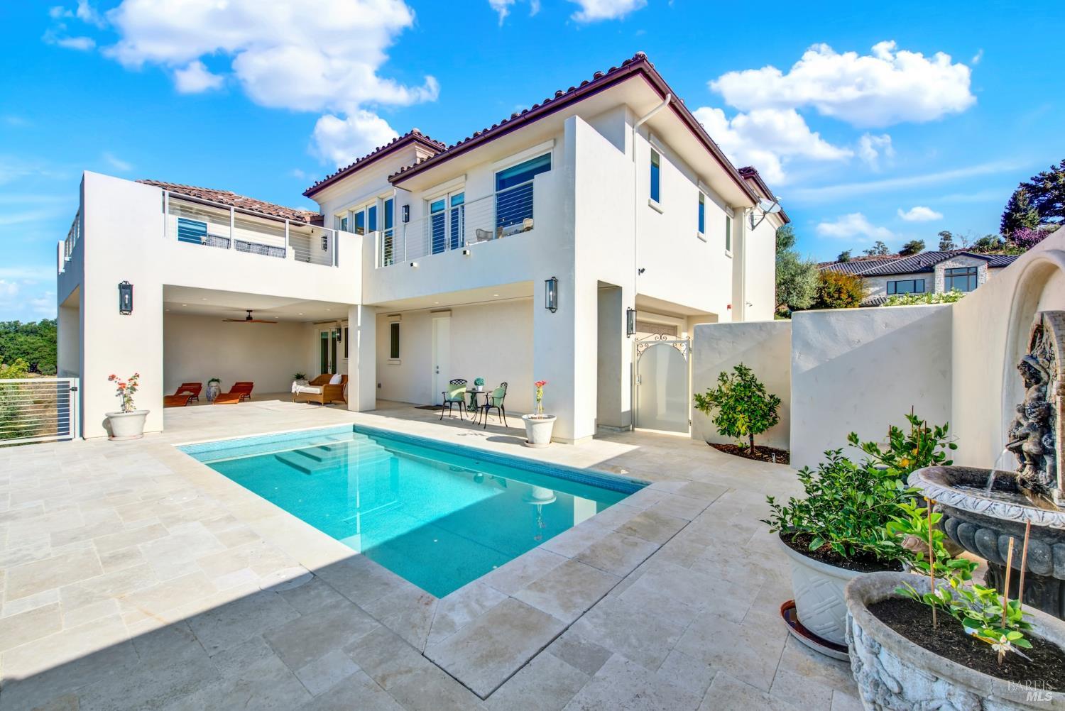 165 Canyon Place Napa CA 94558