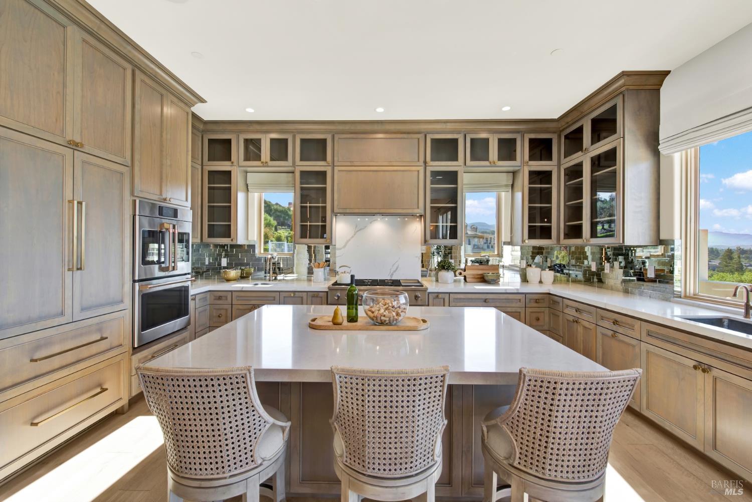 165 Canyon Place Napa CA 94558