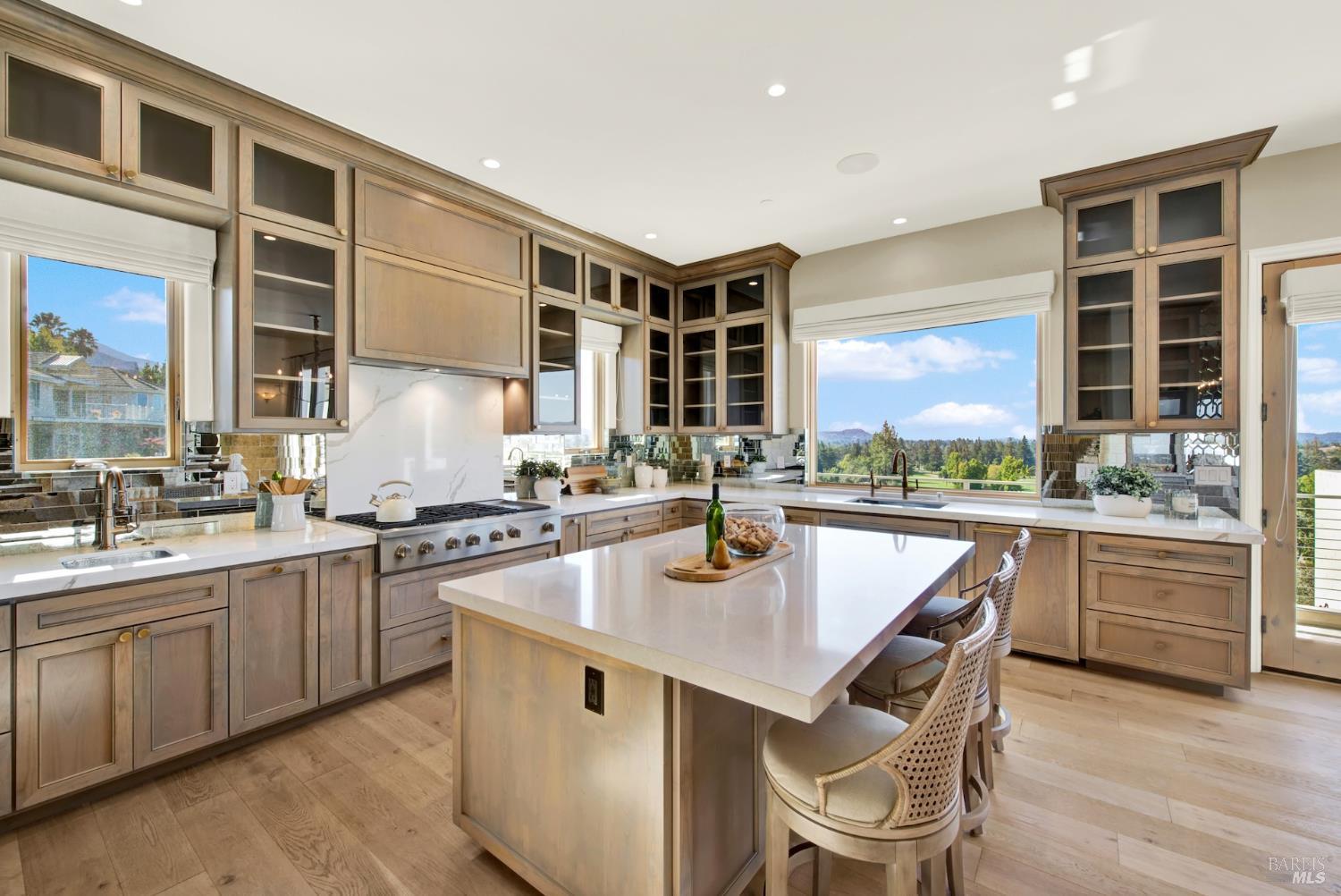 165 Canyon Place Napa CA 94558
