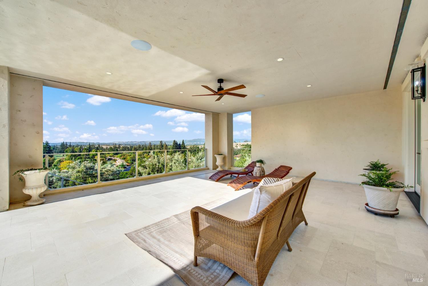 165 Canyon Place Napa CA 94558