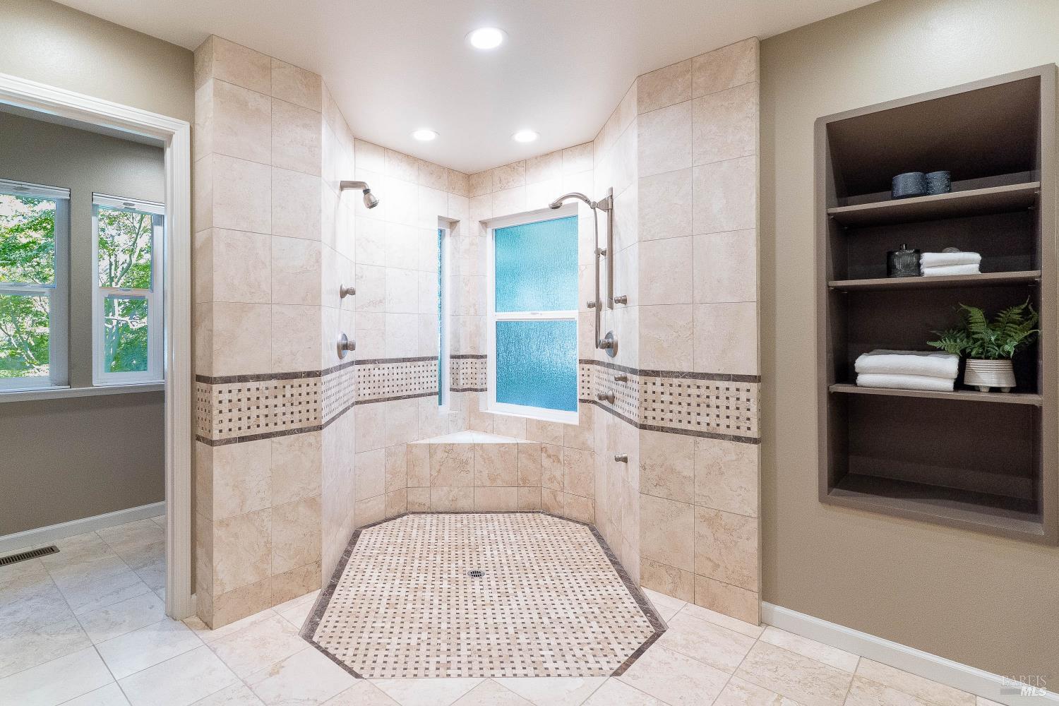 2851 Pinewood Drive Napa CA 94558