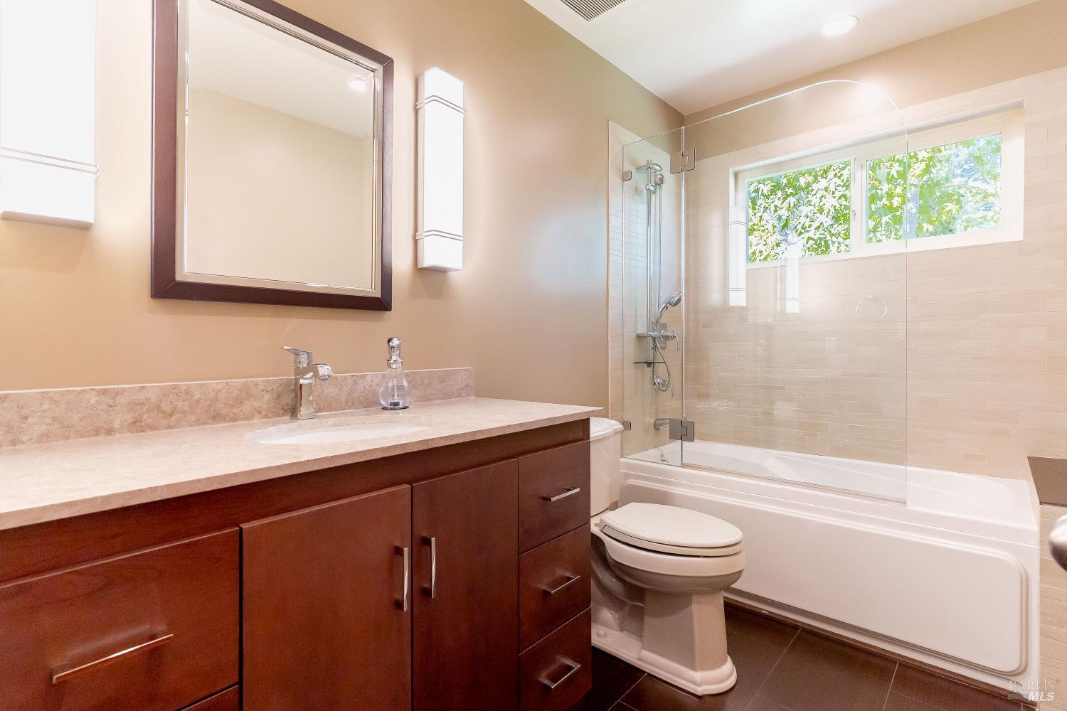 2851 Pinewood Drive Napa CA 94558