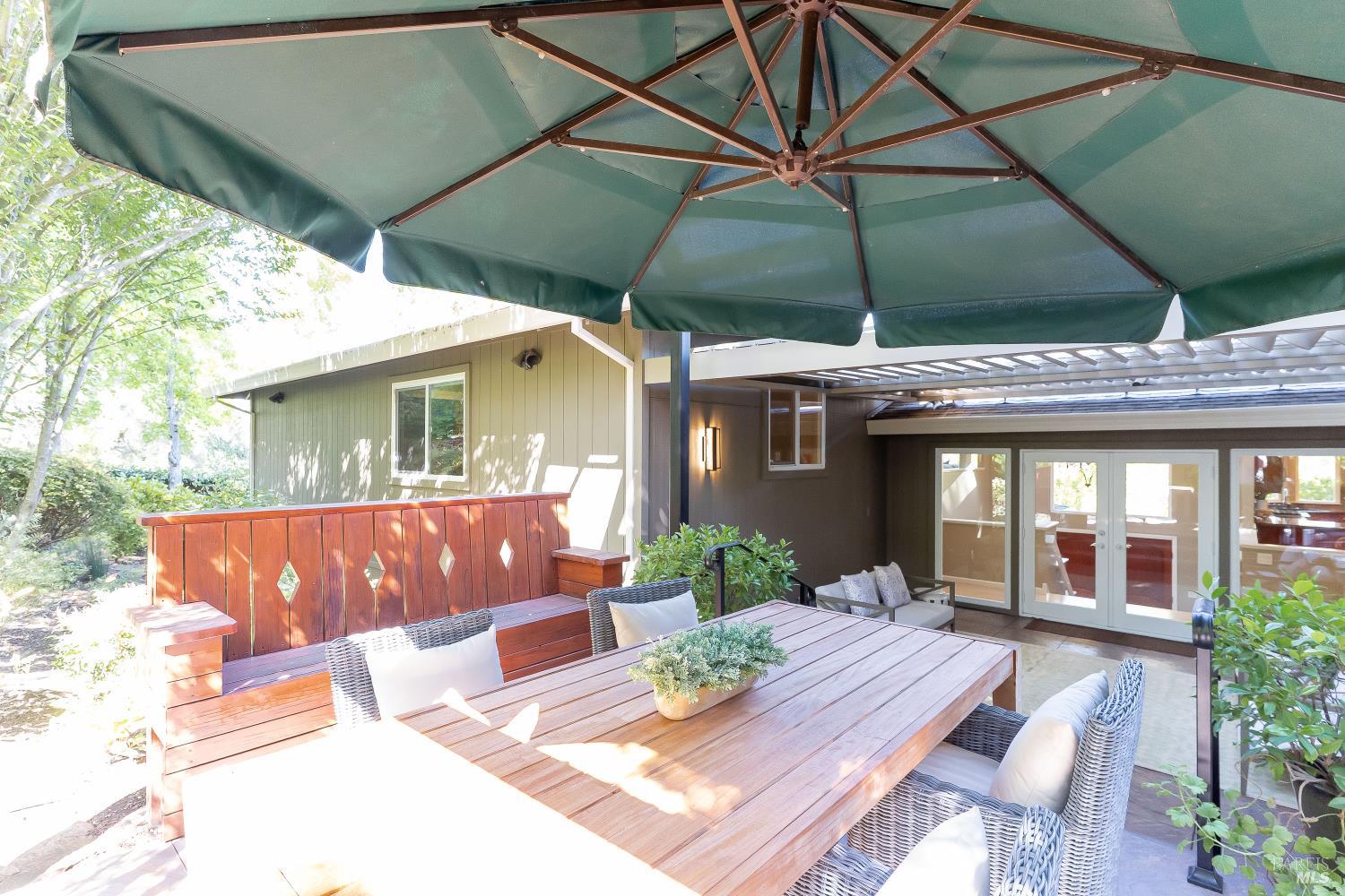 2851 Pinewood Drive Napa CA 94558