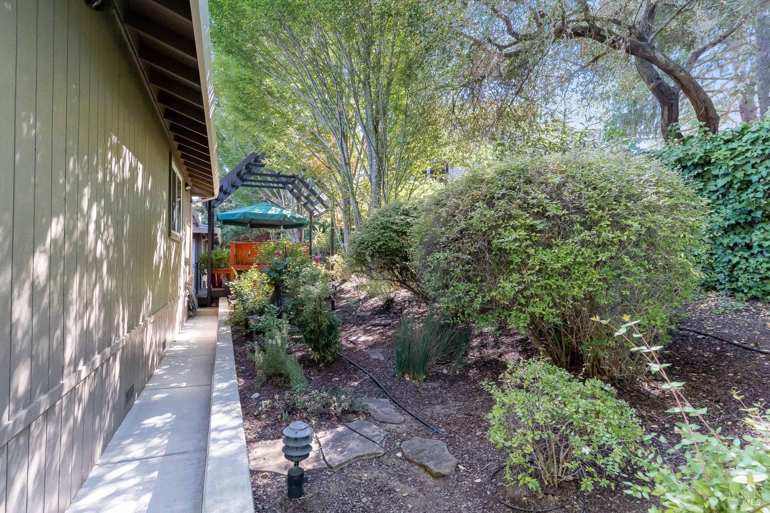 2851 Pinewood Drive Napa CA 94558