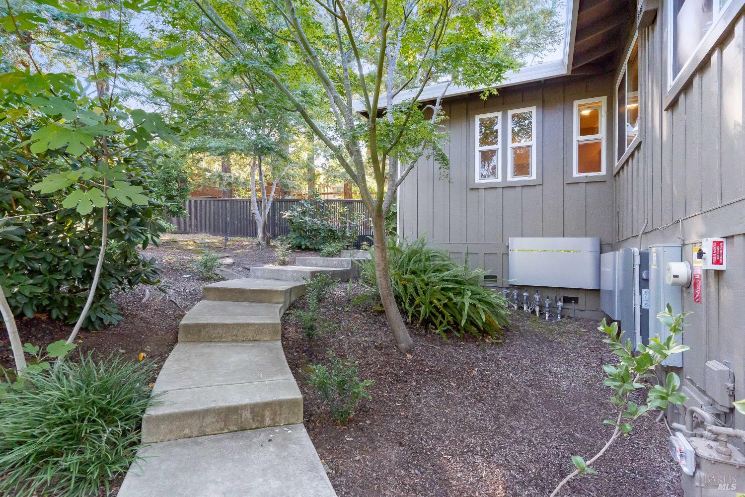 2851 Pinewood Drive Napa CA 94558
