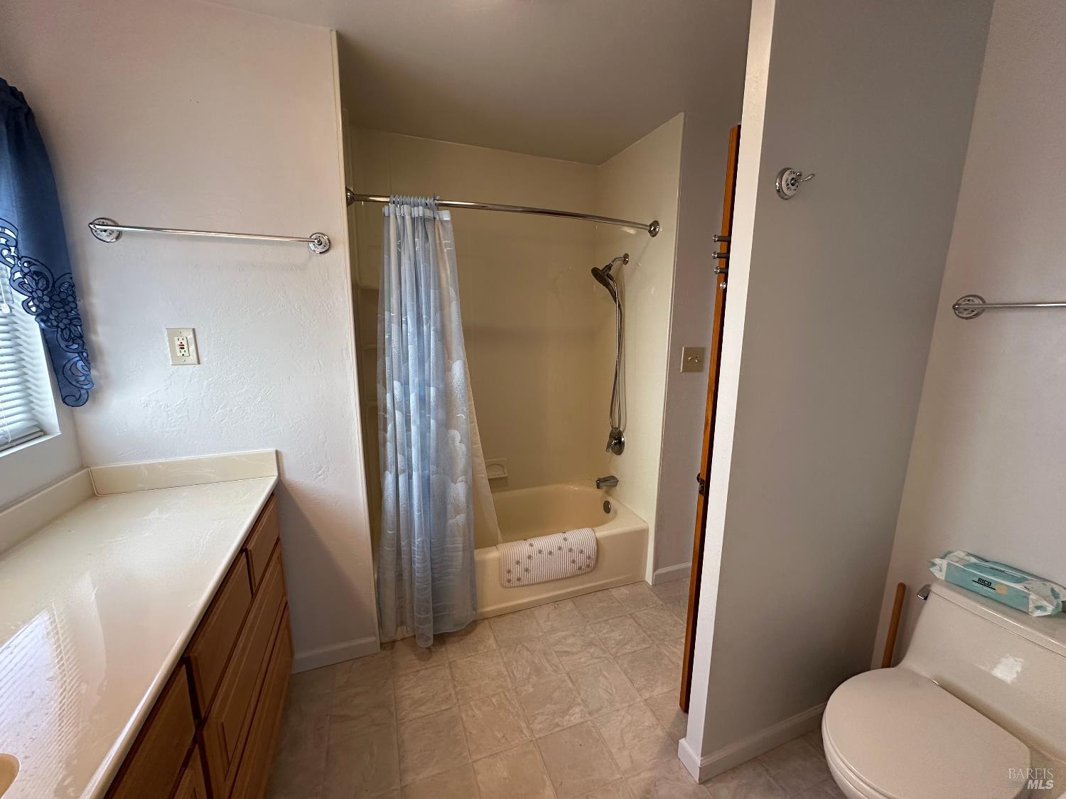12945 Lakeland Street Clearlake Oaks CA 95423