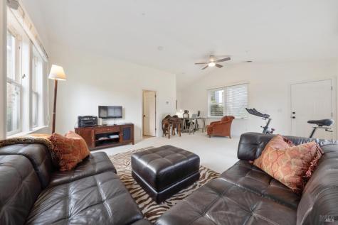 30 Oak Shade Lane Novato CA 94945