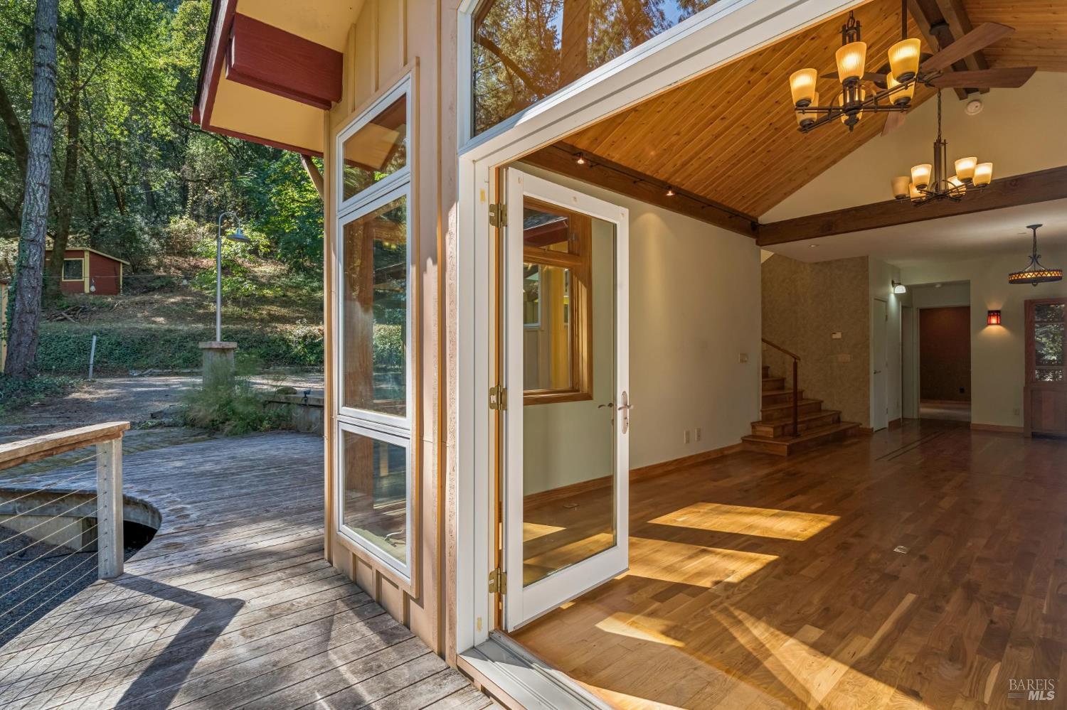 1840 Redwood Drive Healdsburg CA 95448