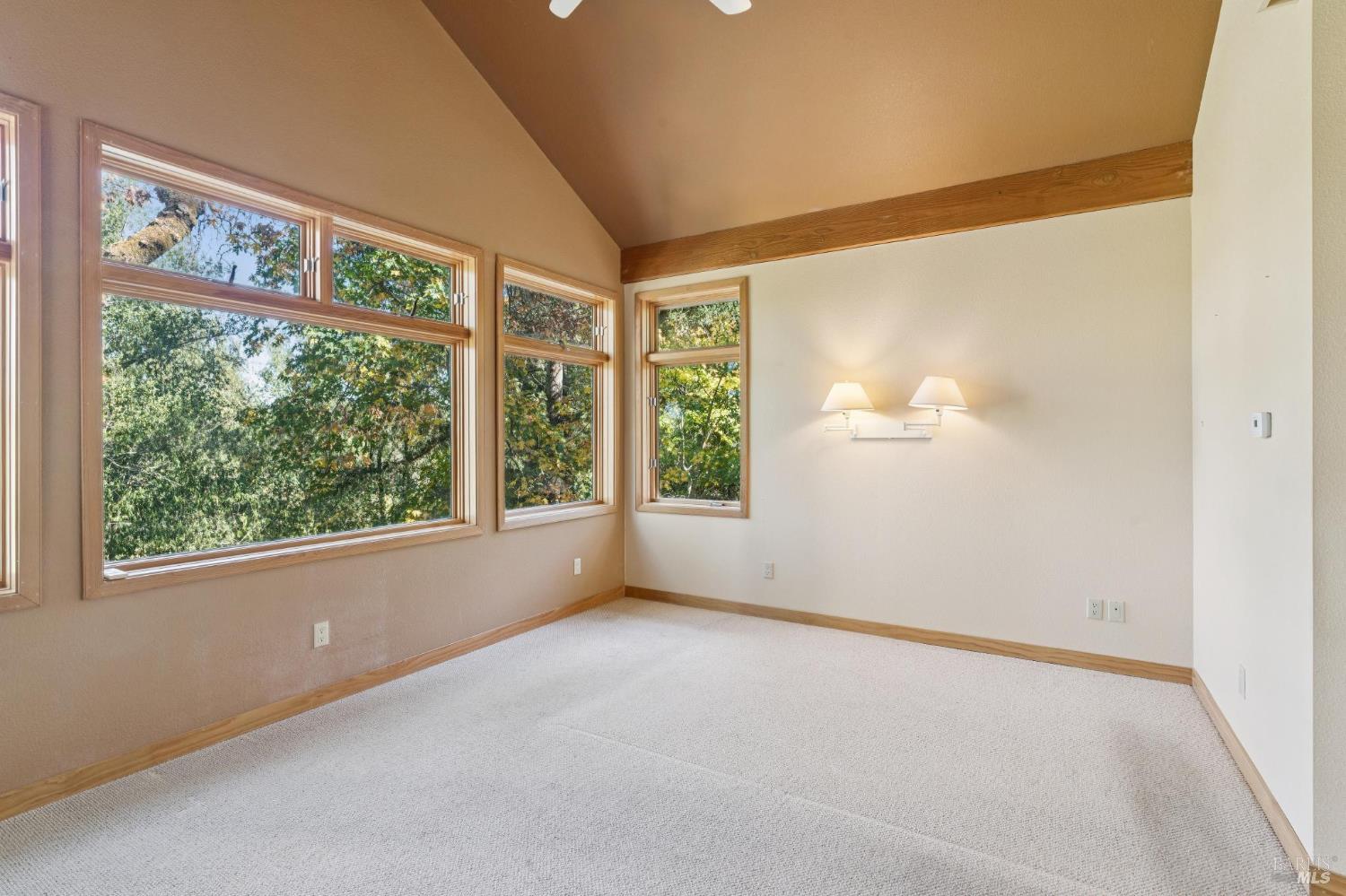 1840 Redwood Drive Healdsburg CA 95448