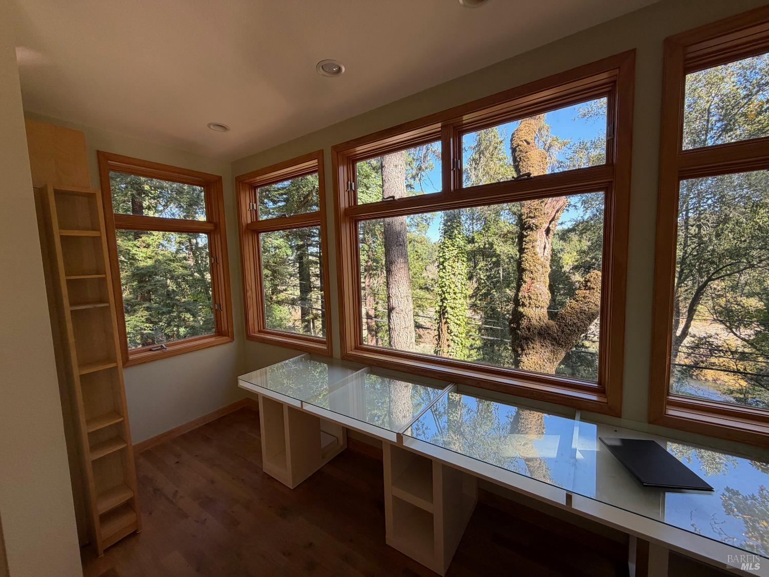 1840 Redwood Drive Healdsburg CA 95448