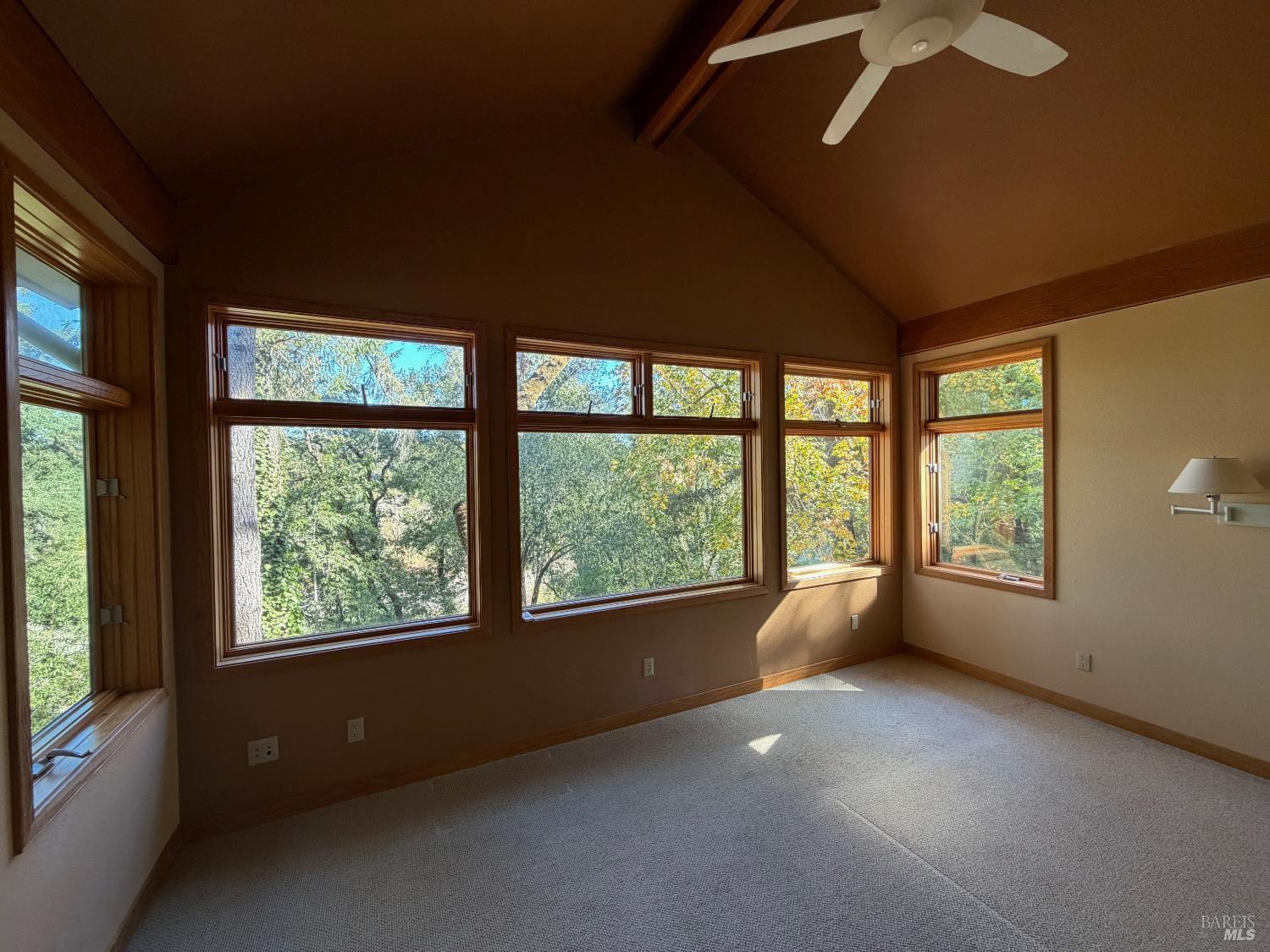 1840 Redwood Drive Healdsburg CA 95448