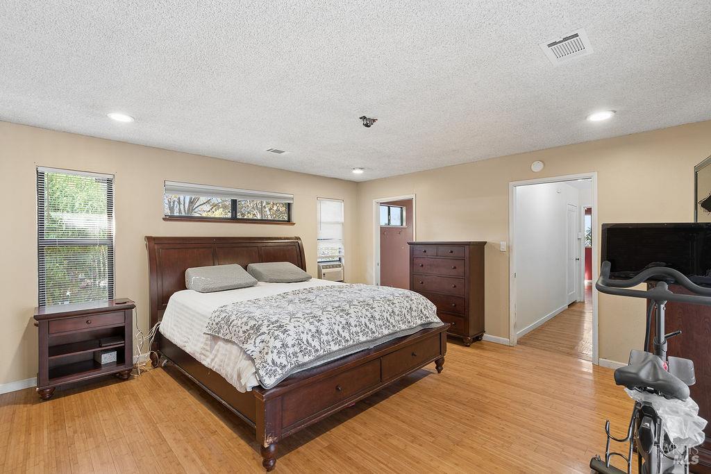 1160 Oakwood Avenue Vallejo CA 94591