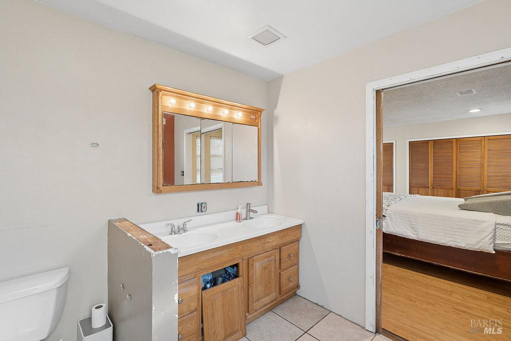 1160 Oakwood Avenue Vallejo CA 94591