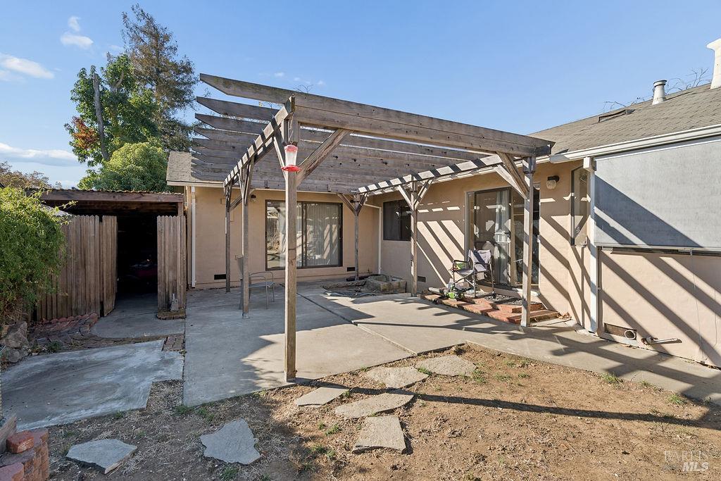 1160 Oakwood Avenue Vallejo CA 94591