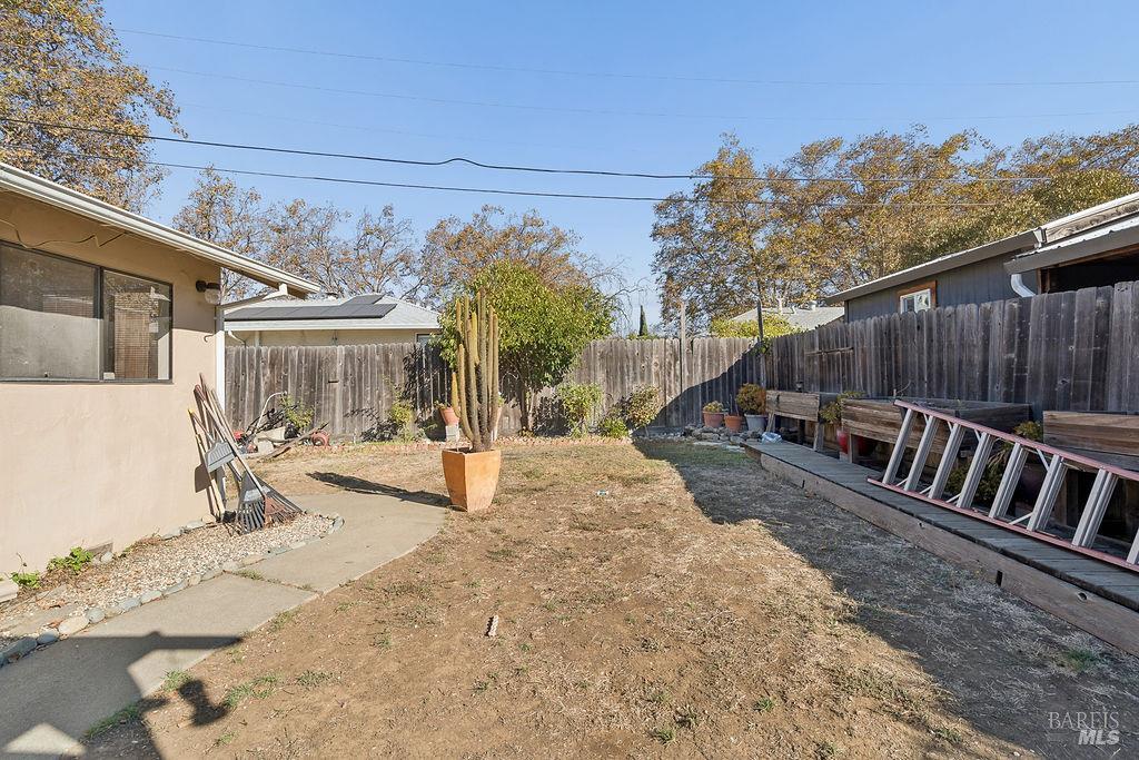 1160 Oakwood Avenue Vallejo CA 94591