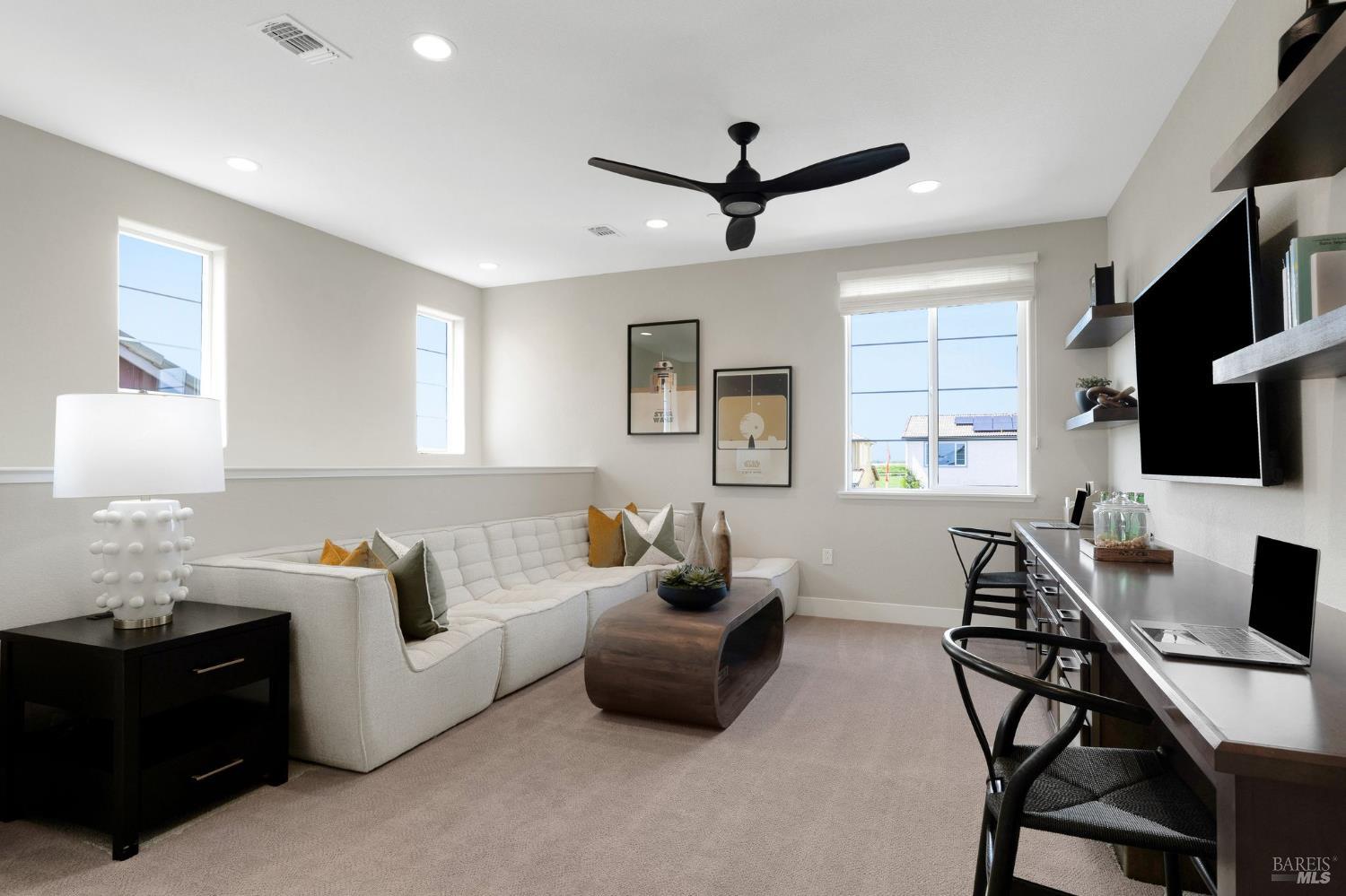 813 Fallen Leaf Lane Oakley CA 94561
